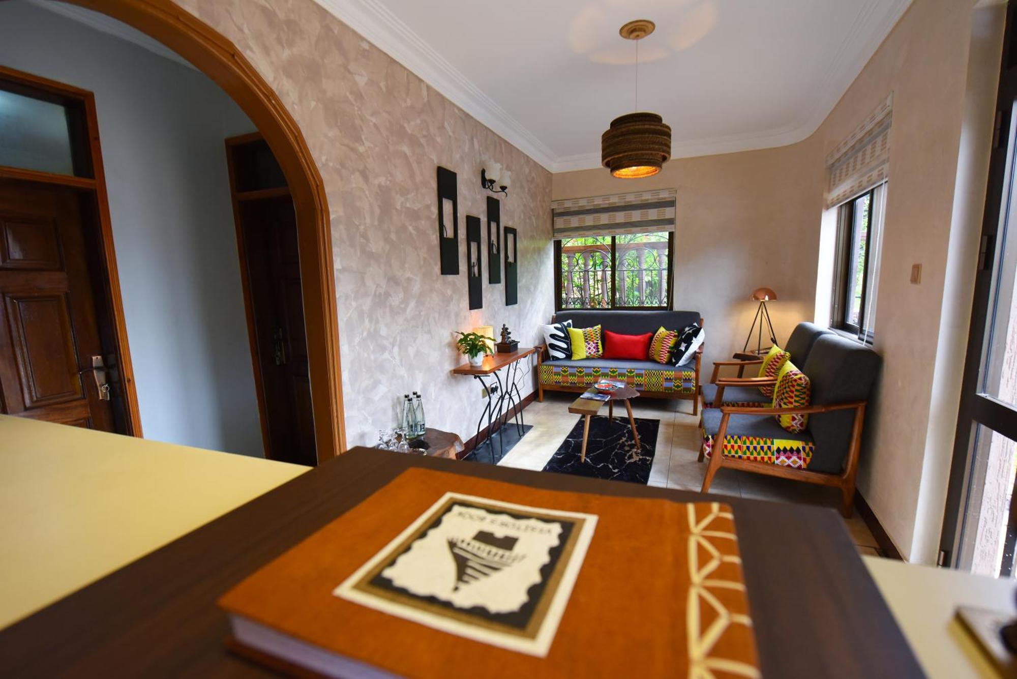 Gazelle Guest House 캄팔라 외부 사진